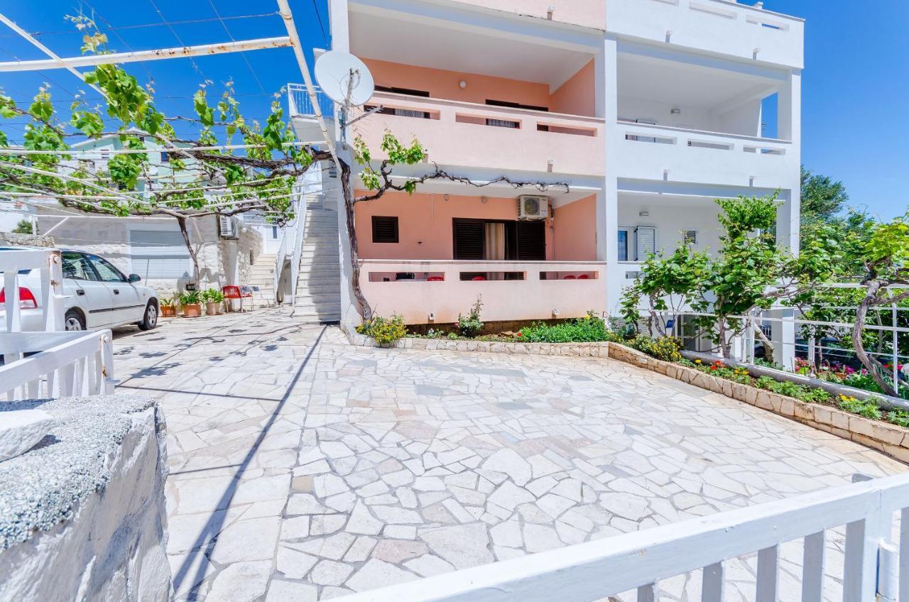 Apartments Kursan Trogir Eksteriør billede