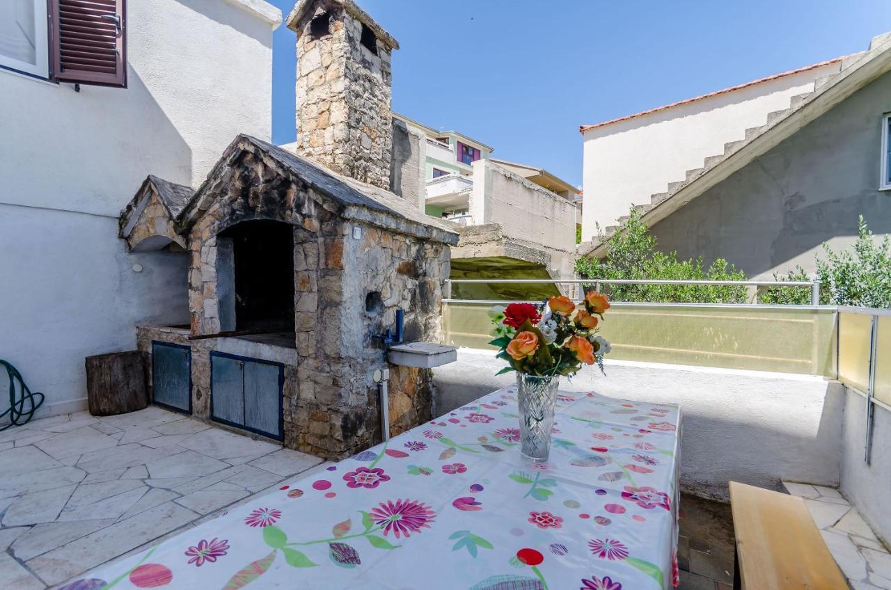 Apartments Kursan Trogir Eksteriør billede