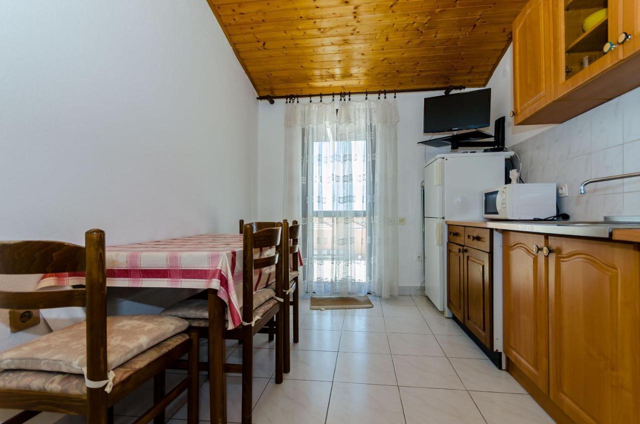 Apartments Kursan Trogir Eksteriør billede