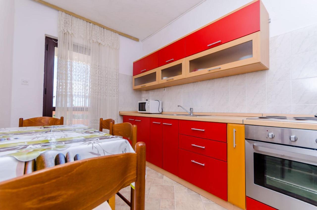 Apartments Kursan Trogir Eksteriør billede